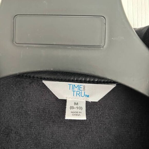 Time And Tru Ladies Black Faux Leather Jacket Style Shirt Button - Picture 5 of 6